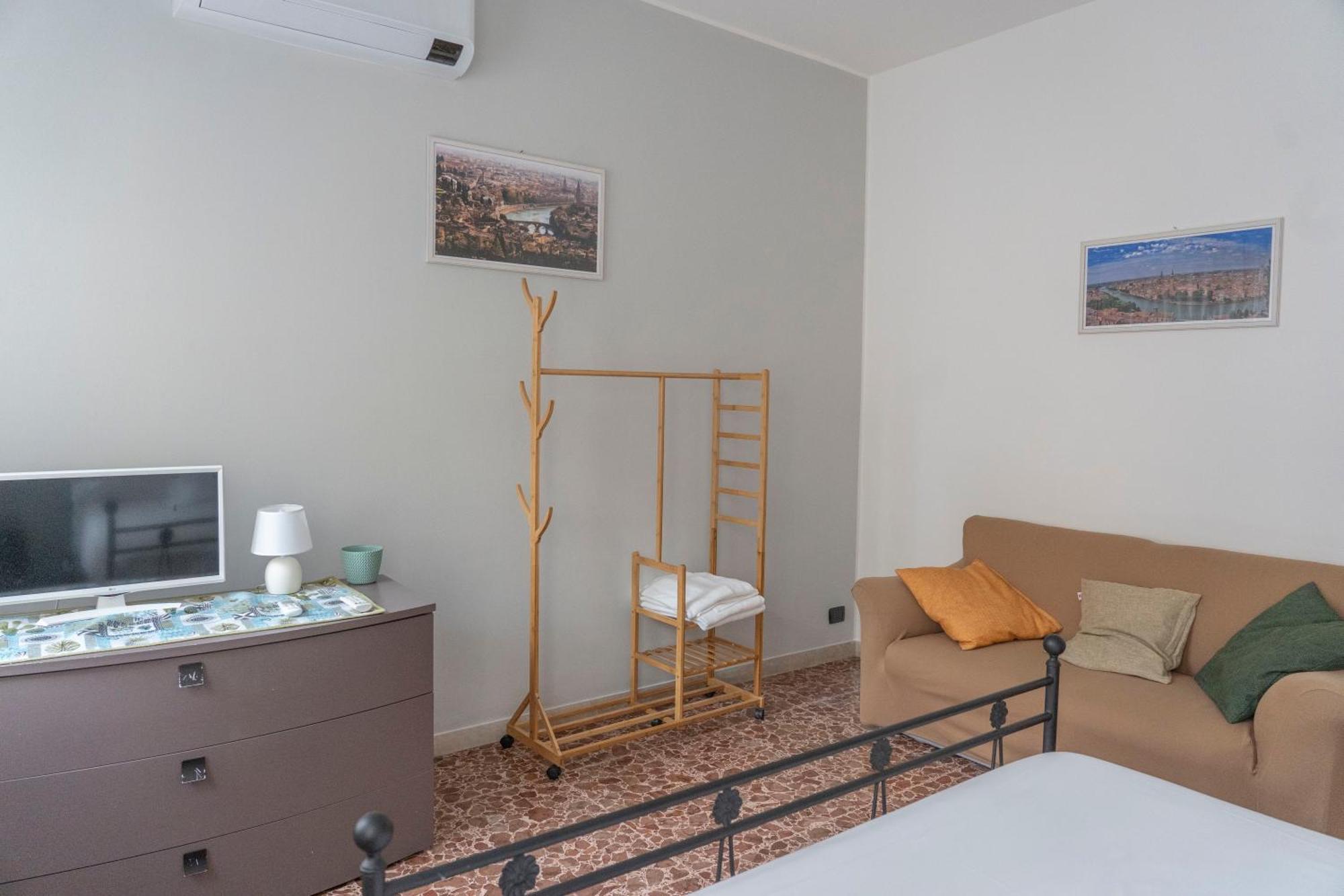 Il Balcone Di Giulietta Apartment Verona Luaran gambar